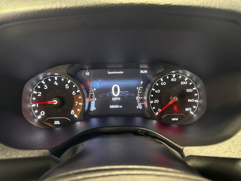Used 2024 Jeep Compass Latitude AWD/4WD image 6