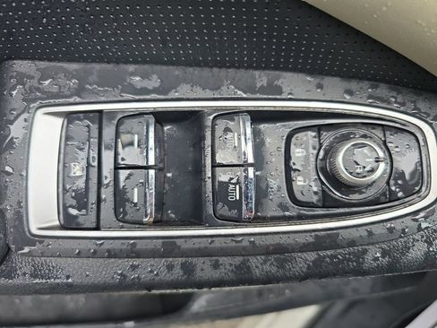 Used 2020 Subaru Ascent Limited w/ Popular Package #3 AWD/4WD image 24