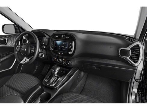 Used 2023 Kia Soul LX w/ LX Technology Package FWD image 22