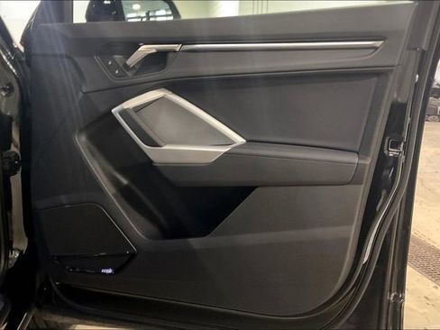 Certified 2024 Audi Q3 2.0T Premium Plus w/ Premium Plus Package image 24