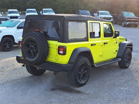 Used 2023 Jeep Wrangler Sport image 6