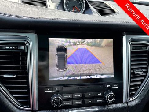 Used 2017 Porsche Macan GTS image 14