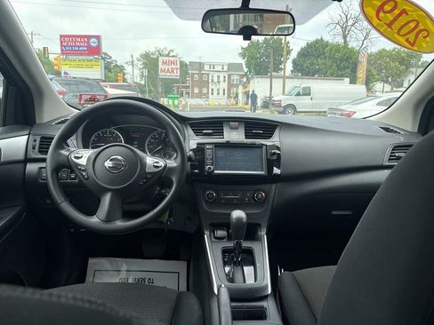 Used 2019 Nissan Sentra S FWD image 16