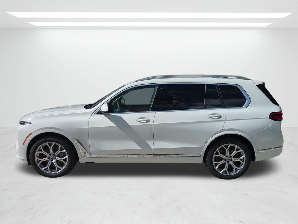 New 2026 BMW X7 xDrive40i w/ Premium Package AWD/4WD image 7