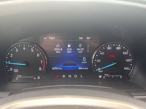 Used 2023 Ford Explorer Limited AWD/4WD image 14