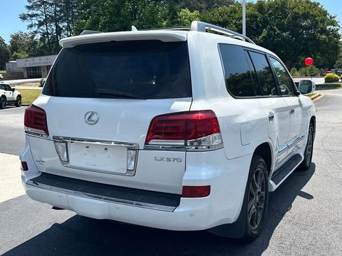 Used 2014 Lexus LX 570 4WD image 3