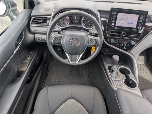 Used 2023 Toyota Camry LE image 8
