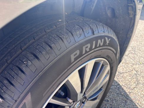 Used 2019 Nissan Pathfinder S AWD/4WD image 16