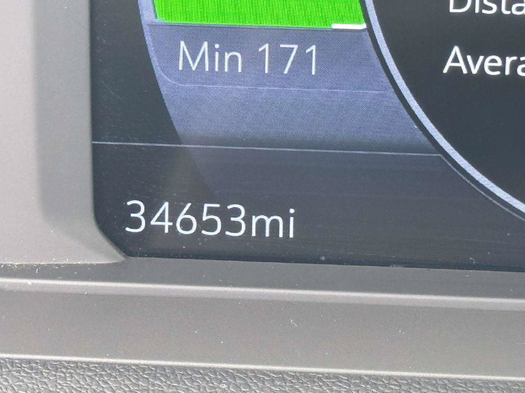Used 2023 Chevrolet Bolt EUV LT w/ Convenience Package FWD image 24