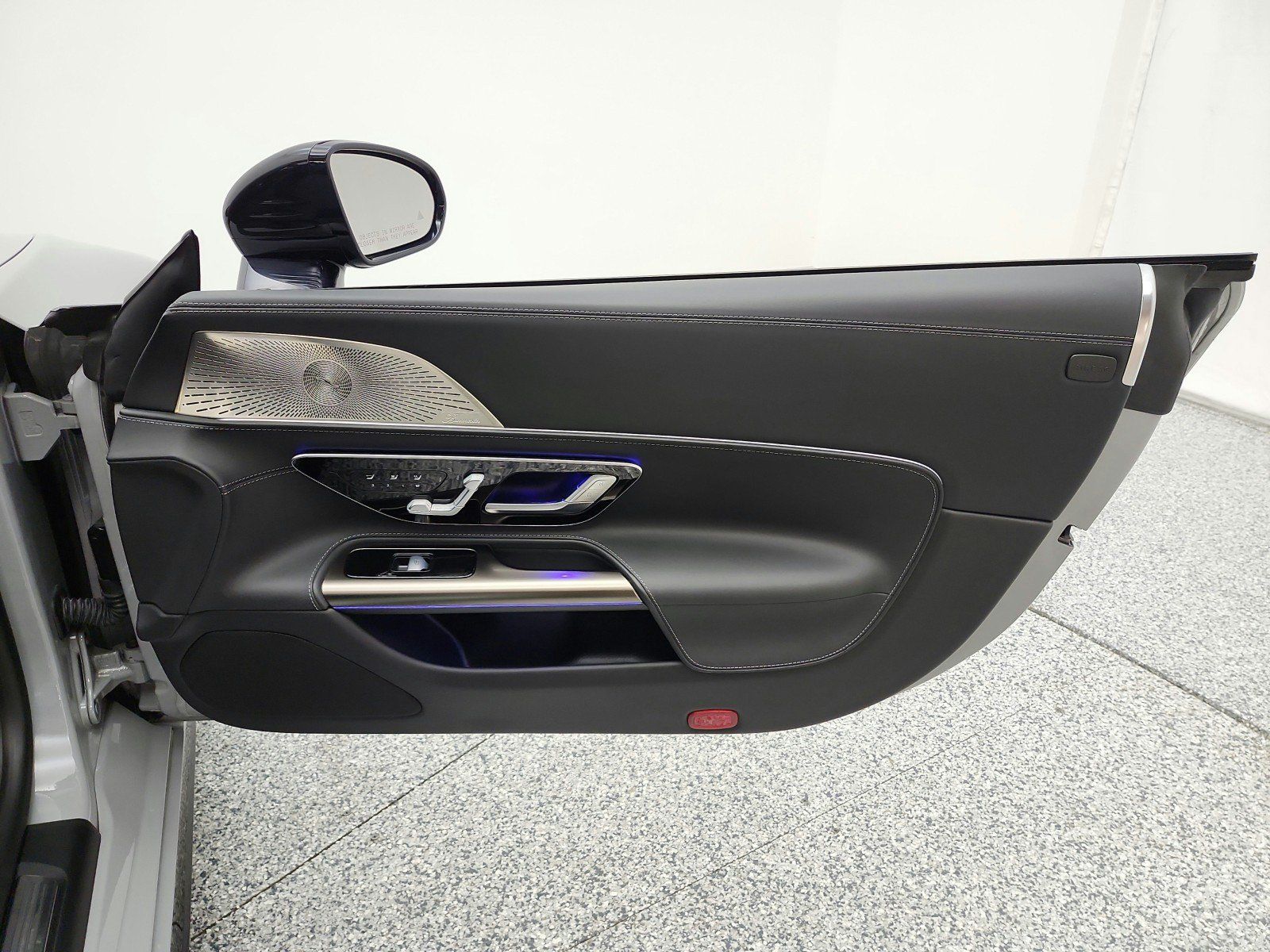 Used 2022 Mercedes-Benz SL 63 AMG 4MATIC image 17