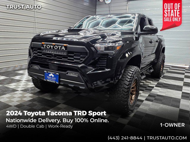 Used 2024 Toyota Tacoma TRD Sport AWD/4WD image 45