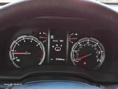 Used 2023 Toyota 4Runner TRD Off-Road Premium image 7