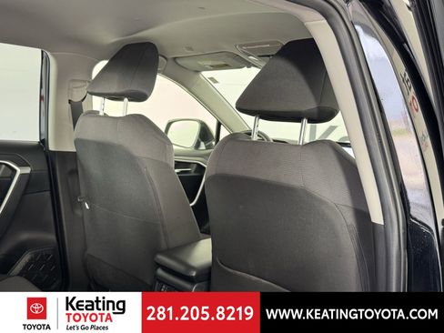 Certified 2025 Toyota RAV4 XLE image 21