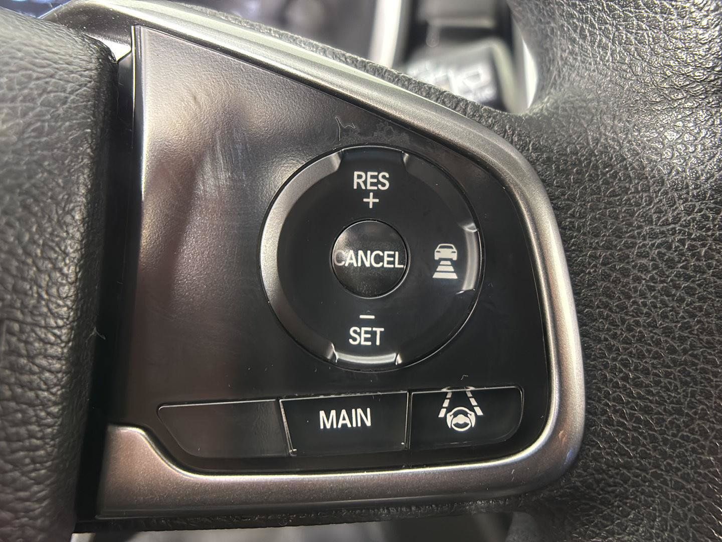 Used 2018 Honda CR-V EX image 29