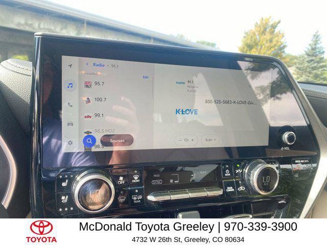 Certified 2025 Toyota Highlander Limited AWD/4WD image 16