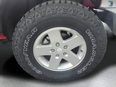 Used 2011 Jeep Wrangler Sport image 8