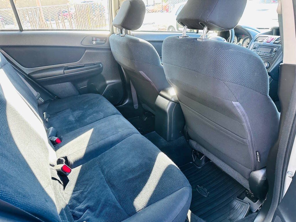 Used 2014 Subaru Impreza 2.0i Premium AWD/4WD image 14