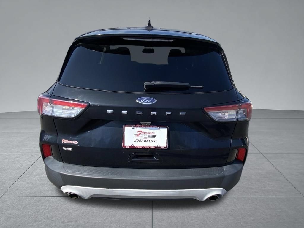 Used 2021 Ford Escape SE FWD image 11