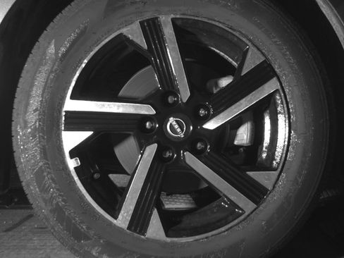 Used 2025 Nissan Sentra SV FWD image 13