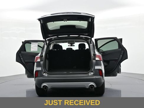 Used 2022 Ford Escape SE w/ Convenience Package FWD image 24