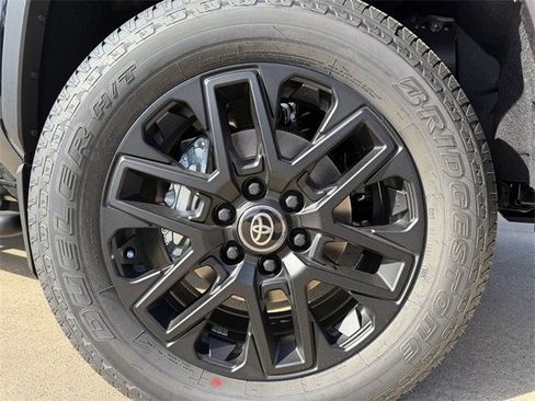 New 2026 Toyota Tundra SR5 image 10