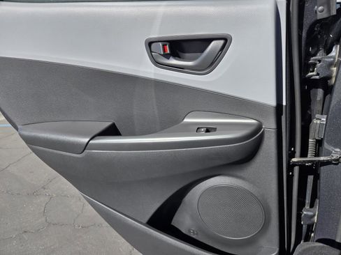 Used 2020 Hyundai Kona SE image 22