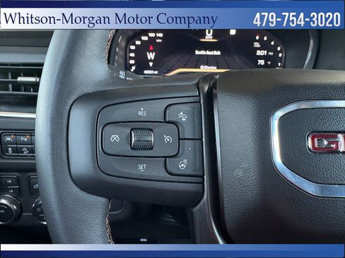 Used 2022 GMC Yukon AT4 image 17