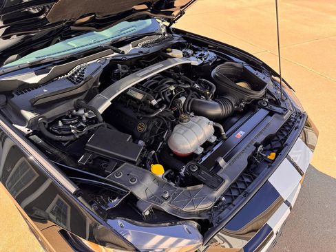 Used 2016 Ford Mustang Shelby GT350 w/ Track Package image 24