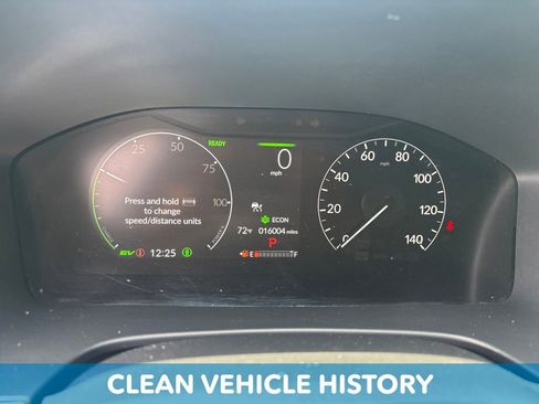 Used 2025 Honda CR-V Sport image 3