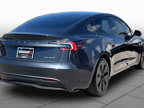 Used 2025 Tesla Model 3 Long Range AWD/4WD image 11