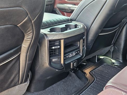 Used 2025 RAM 1500 Limited AWD/4WD image 25