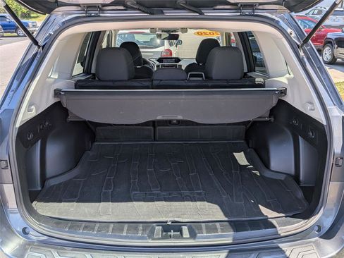 Used 2020 Subaru Forester Premium AWD/4WD image 33