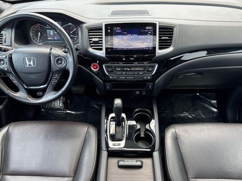 Used 2019 Honda Ridgeline Black Edition image 17