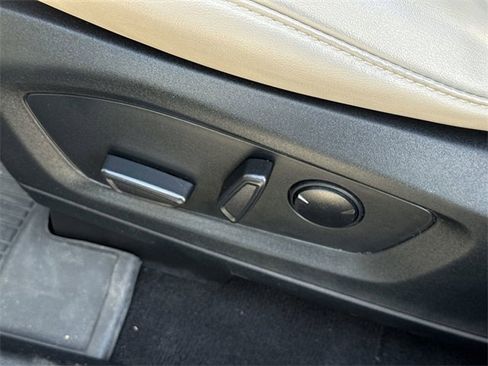 Certified 2021 Ford Explorer XLT w/ Equipment Group 202A image 25