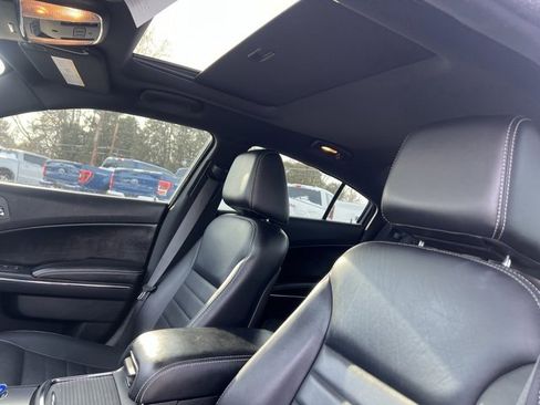 Used 2012 Dodge Charger SXT Plus image 3