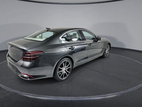 New 2026 Genesis G70 2.5T RWD image 8