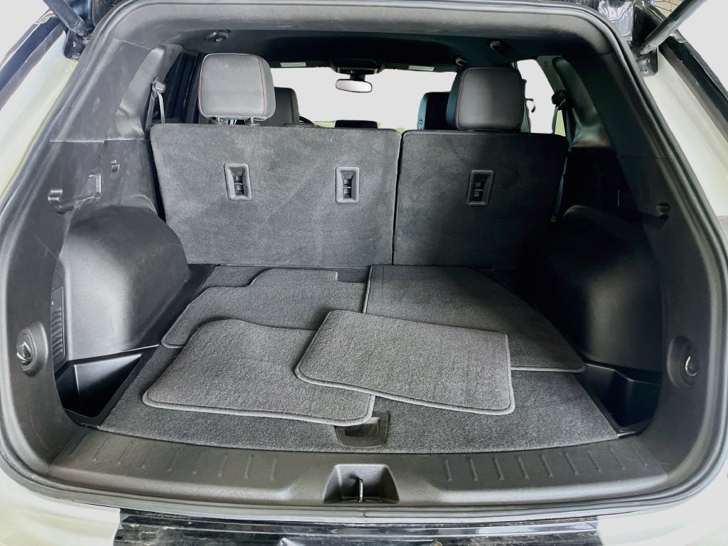 Used 2023 Chevrolet Blazer RS FWD image 26