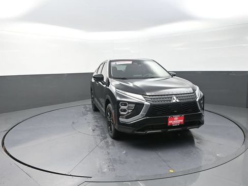 Used 2023 Mitsubishi Eclipse Cross LE AWD/4WD image 19