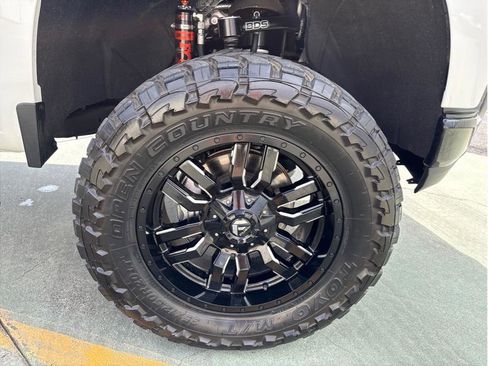 Used 2020 Chevrolet Silverado 1500 LT Trail Boss image 31