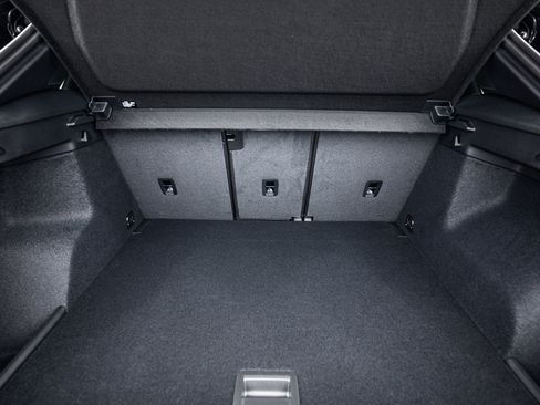 New 2025 Audi Q3 2.0T Premium image 17