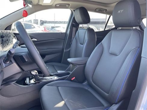 New 2026 Buick Encore GX Sport Touring w/ Advanced Technology Package image 11