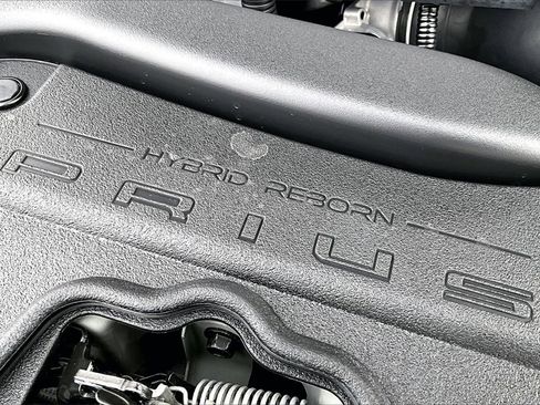 Used 2026 Toyota Prius Plug-In Hybrid w/ Limited Premium Package image 34