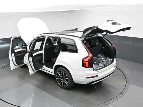 New 2026 Volvo XC90 B6 Ultra w/ Protection Package Premier image 52