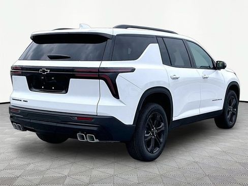 New 2027 Chevrolet Traverse LT w/ Midnight/Sport Edition AWD/4WD image 6