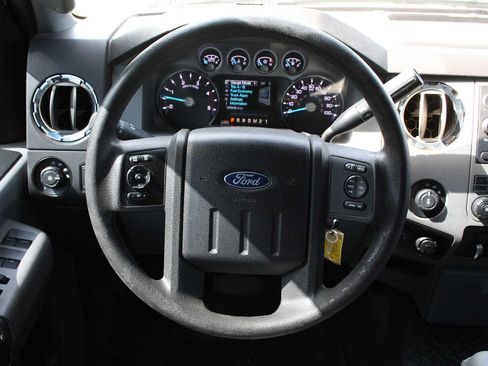 Used 2016 Ford F250 XLT w/ XLT Value Package AWD/4WD image 37