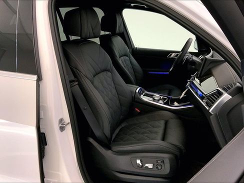 New 2026 BMW X5 xDrive40i image 7