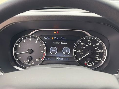 Used 2026 Nissan Frontier SV image 24