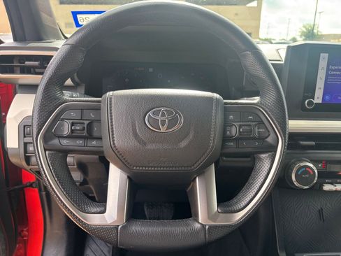 Used 2024 Toyota Tacoma TRD Off-Road image 25