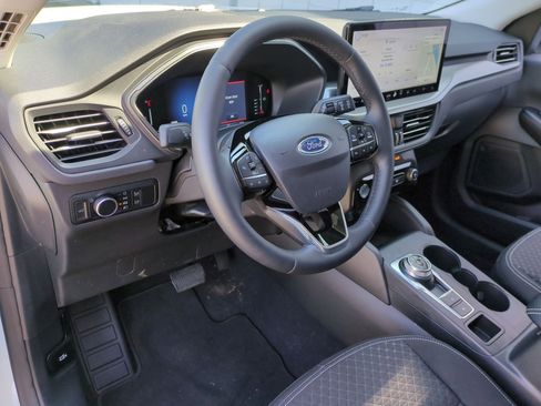 Used 2023 Ford Escape Active w/ Tech Pack #1 AWD/4WD image 10