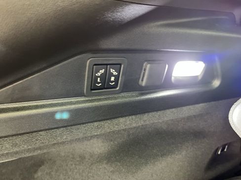 Used 2024 Cadillac Lyriq Luxury w/ LPO, Floor Liner Package image 33